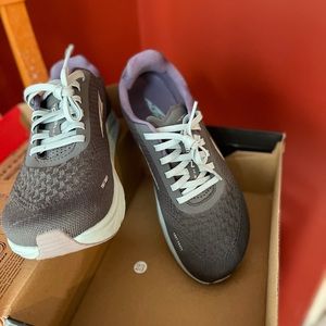 Altra Women’s Torin 4.5 Plush size 9